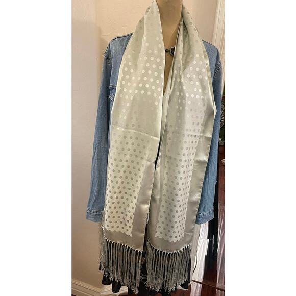 Marc Jacobs green polka dot 100% silk scarve - Picture 1 of 11